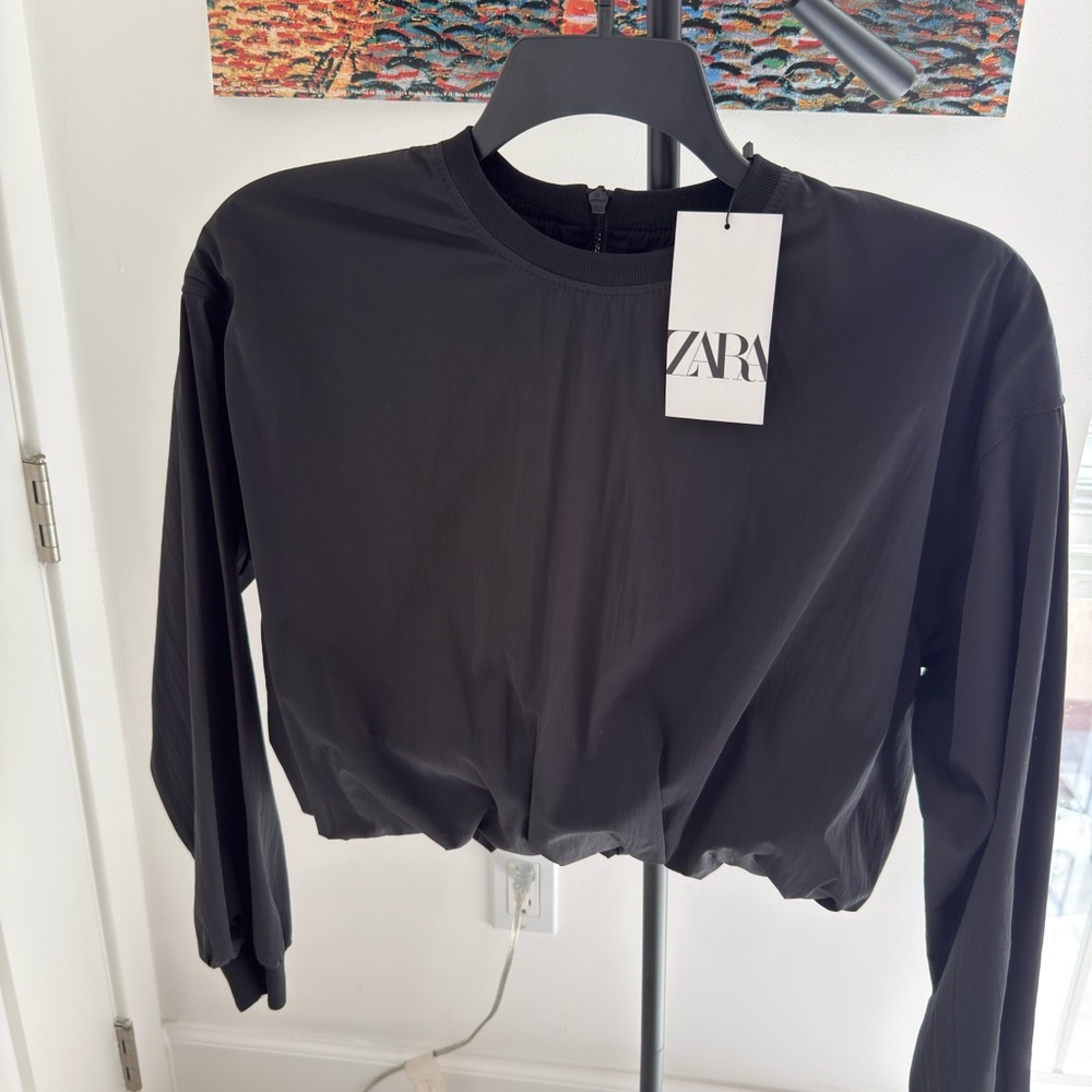 Zara Black Long Sleeve Boxy Crop Blouse